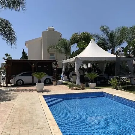 Unique Luxurious Сasa de vacaciones Ayia Napa