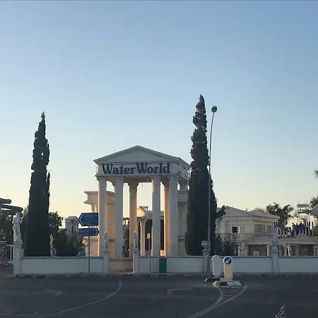 בית נופש Unique Luxurious איה נאפה